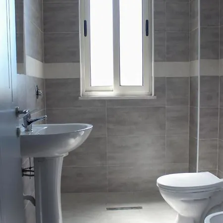 Apartmanhotel Lumnik - Shengjin- & *