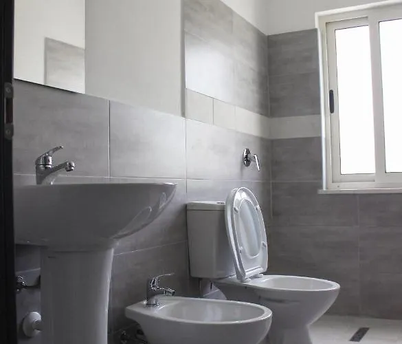 Lumnik - Shengjin- & 3*