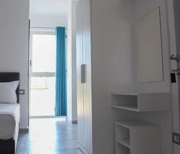 アパートホテル Lumnik - Shengjin- & Shëngjin