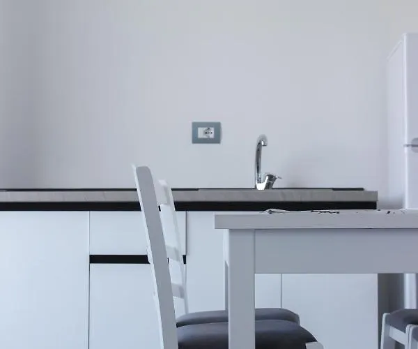 アパートホテル Lumnik - Shengjin- & Shëngjin