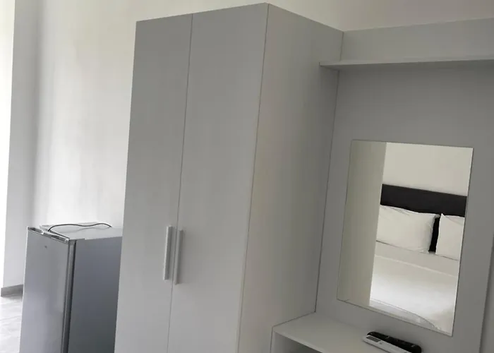 アパートホテル Lumnik - Shengjin- & Shëngjin