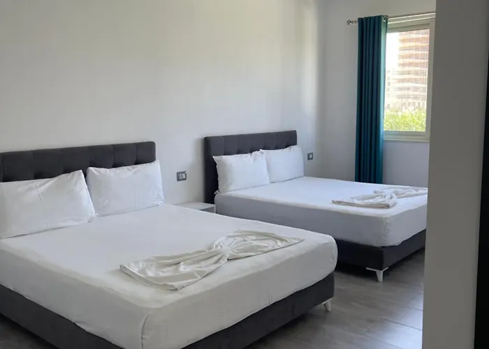 Lumnik - Shengjin- & アパートホテル