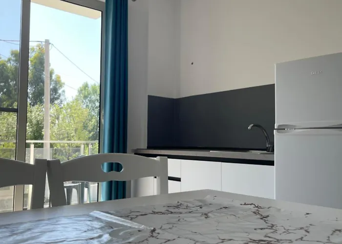 アパートホテル Lumnik - Shengjin- & Shëngjin